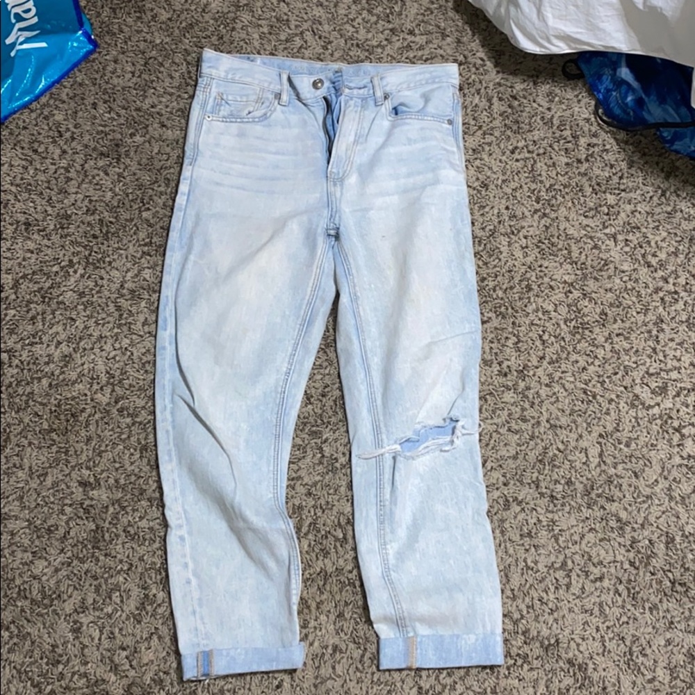 American eagle “mom” high waisted jeans